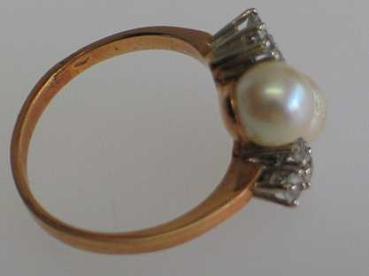 NEU Schöner Ring aus 585er Gold mit 2 Perlen und 6 Spinelen, Größe 55, Gewicht: 4,8g