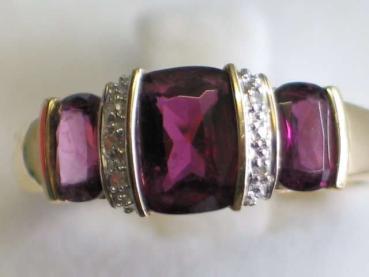 Ring aus 585er Gold mit Diamanten und Rhodolithen, Größe 53, Gewicht: 3,4g