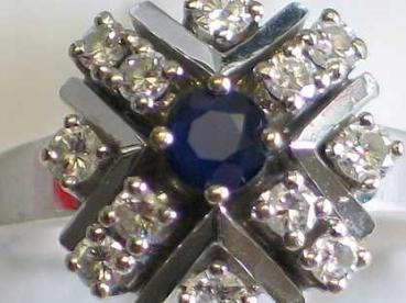 Diamant- Saphirring, 585er Weißgold mit 12 Diamanten und einem Saphir Edelstein, Größe 53, Gewicht: 6,0g