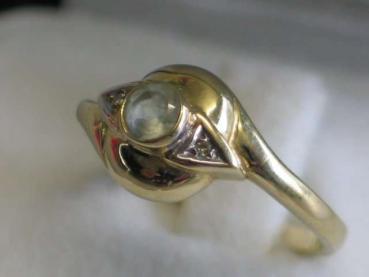 Preview: Damenring 585er Gelbgold mit 2 Diamanten und einem Aquamarin Edelstein, Größe 53, Gewicht: 2,5g