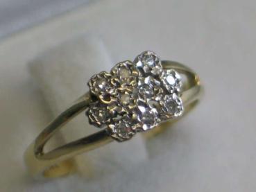 Schicker Damenring aus 585er Gold mit 10 Diamanten, Größe 51, Gewicht: 2,1g