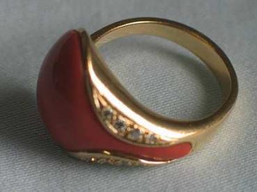 Ausgefallener Ring Koralle mit Diamanten, 750er Gelbgold, Größe 53, Gewicht: 11,6g