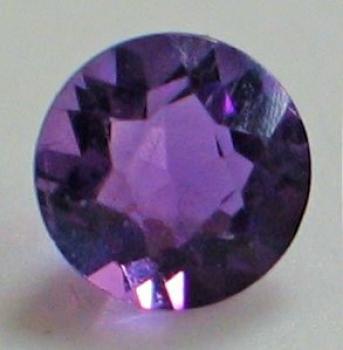 Amethyst, rund violett, Durchmesser: 5,17 mm
