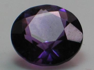 Amethyst im Rundschliff, Gewicht: 1.6 ct.