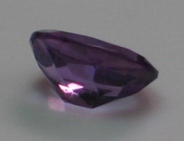 Amethyst im Ovalschliff, Gewicht: 1.0 ct.