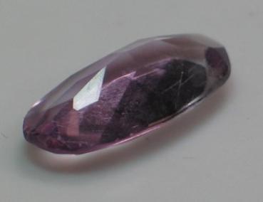 Amethyst im Ovalschliff, Gewicht: 3.42 ct.