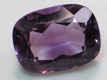 Amethyst im Smaragdschliff, Gewicht: 10.7 ct.