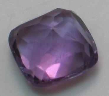 Amethyst im Quadratschliff, Gewicht: 4.1 ct.