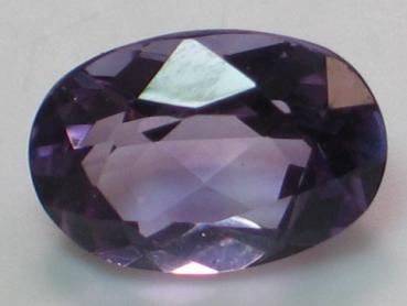 Amethyst im Ovalschliff, Gewicht: 4.4 ct.