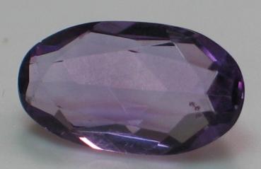 Amethyst im Ovalschliff, Gewicht: 2.7 ct.