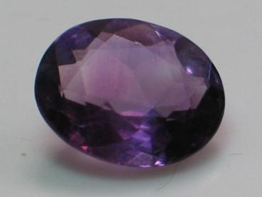 Amethyst im Ovalschliff, Gewicht: 2.7 ct.