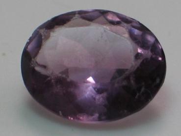 Amethyst im Ovalschliff, Gewicht: 3.8 ct.