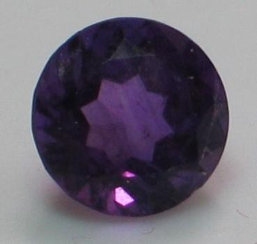 Amethyst im Rundschliff, Gewicht: 1.45 ct.