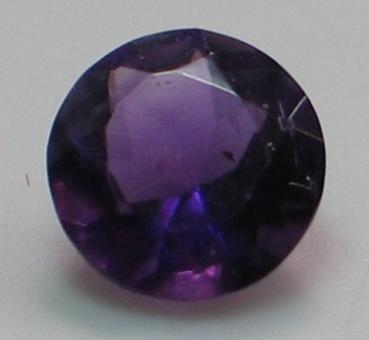 Amethyst im Rundschliff, Gewicht: 1.1 ct.