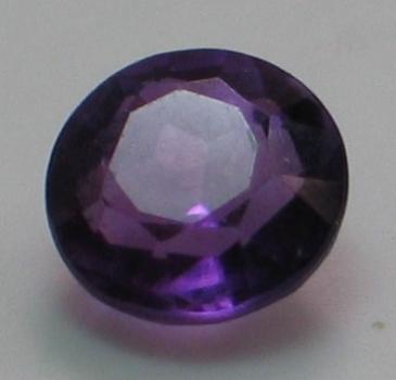Amethyst im Rundschliff, Gewicht: 1.3 ct.