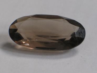 Rauchquarz, oval, Gewicht: 5.8 ct.