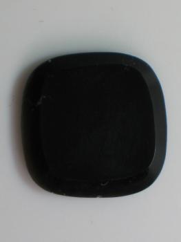 Lagenstein mit Gravur, Carré, Ecken abgerundet, Masse (L/B/H): 13,66-13,92 x 2,70 mm