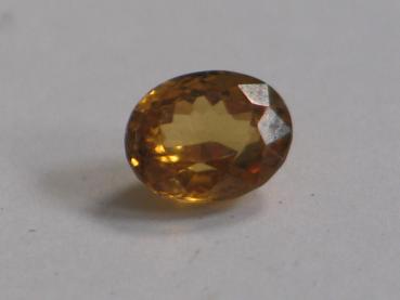 Golden Citrin, oval, Gewicht: 2.6 ct, Maße: 8,11 x 6,65 x 4,51 mm Synthese