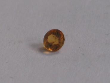 Golden Citrin, rund, 0.075 ct, Maße: 2,92-3,00 x 2,06 mm
