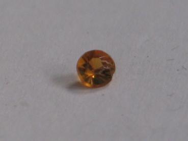 Golden Citrin, rund, 0.07 ct, Maße: 2,80-2,81 x 2,13 mm