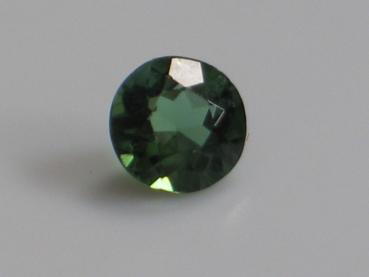 Turmalin, dunkelgrün, rund, 0.60 ct, Maße: 5,41-5,44 x 3,31 mm