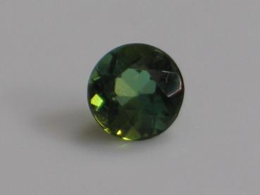 Turmalin, dunkelgrün, rund, 0.62 ct, Maße: 5,48-5,53 x 3,45 mm