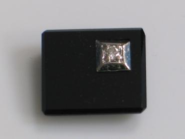 Onyx Platte mit Diamant 0.03 ct. in Weißgoldfassung, Randfacette, Gewicht: 0,79 g