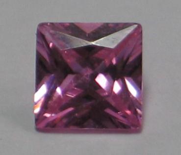 Zirkonia, rosa, Carréschliff, Maße: 5,97 x 5,98 x 3,57mm, Gewicht: 1.8 ct.