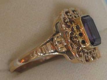 Ring aus 585er Gold mit Amethyst Edelstein, Größe 63, Gewicht: 5,9g