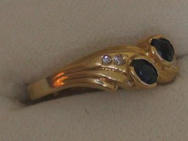 Ring aus 750er Gold mit 4 Diamanten und 2 Saphir Edelsteinen, Größe 55, Gewicht: 2,7g