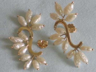 Hübsche Ohrstecker aus 585er Gold mit je 12 Naturperlen Gewicht: 5,5g