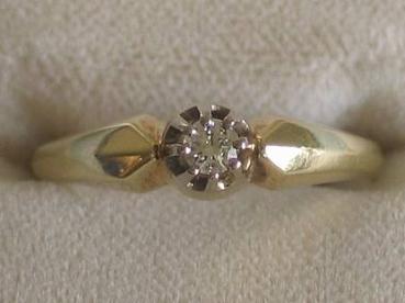 Brillantring (0.10 ct.) aus 585er Gelbgold, Größe 58, Gewicht: 2,5g