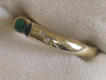 Preview: Ring aus 585er Gold mit Saphir, Smaragd und 4 kleinen Diamanten 0.04 ct., Größe 58, Gewicht: 2,0g
