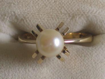 Perlenring aus 585er Gelbgold, Größe 54, Gewicht: 4,3g