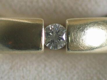 Preview: Brillant Solitär Spannring aus 585er Gelbgold mit 0.10 ct., Größe 52, Gewicht: 9,9g