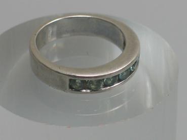 Preview: Ring aus 925er Silber mit Schmucksteinen Größe 56 Gewicht: 5,4 Gramm