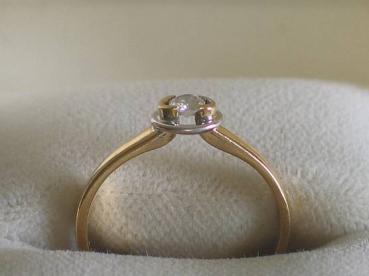 Brillantsolitär mit 0.13 ct. aus 750er Gold, Größe 54, Gewicht: 2,1g