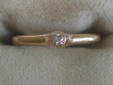 Diamantring aus 585er Gelbgold mit 0.05 ct. Größe 54, Gewicht: 2,2g