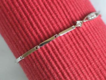 Armband aus 925er Sterlingsilber mit Zirkonia Edelsteinen, Länge 19,5 cm Gewicht: ca. 5,3 Gramm