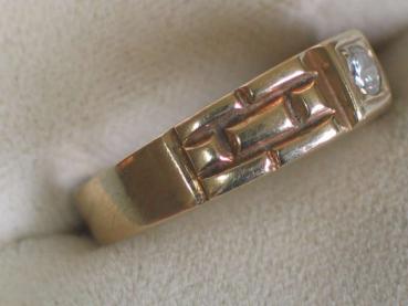 Ring aus 585er Gelbgold mit Zirkonia Edelstein. Größe 58, Gewicht: 3,8g