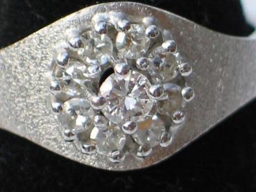 Preview: Herrlicher Diamantring mit 0.50 ct. aus 585er Weissgold, Größe 56, Gewicht 4,6g