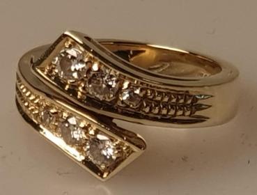 Preview: Diamantring aus 585er Gelbgold mit 6 Diamanten, Größe 48, Gewicht: 6,7g