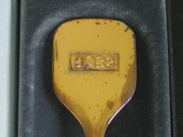 Robbe & Berking Jahreslöffel, groß, "Apfelbaum 1982" aus 925er Sterlingsilber, Gewicht: 63,6g