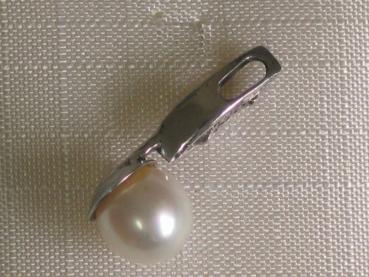 Neuware: Anhänger aus 333er Weissgold mit einer Perle und Diamanten, Gewicht: 1,3 Gramm. Erheblich reduziert.