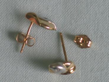 Neuware: Ohrstecker aus 585er Gelbgold mit Weissgold abgesetzt und Diamanten, Gewicht: 1,9g. Erheblich reduziert!