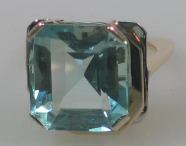 Aquamarin Edelsteinring mit 11,5 ct aus 585er Gold, Größe 51, Gewicht: 6,4g