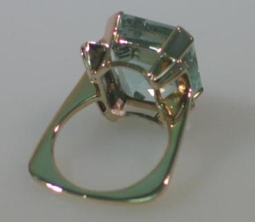 Aquamarin Edelsteinring mit 11,5 ct aus 585er Gold, Größe 51, Gewicht: 6,4g