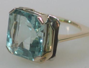 Aquamarin Edelsteinring mit 11,5 ct aus 585er Gold, Größe 51, Gewicht: 6,4g