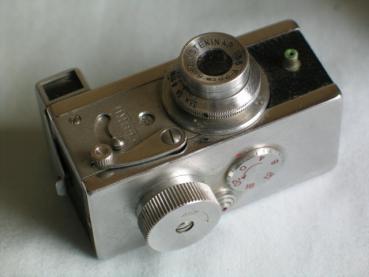 Steku Minikamera Modell III B in Lederhülle, Riken Stekinar 1:3,5 F=2.5 cm