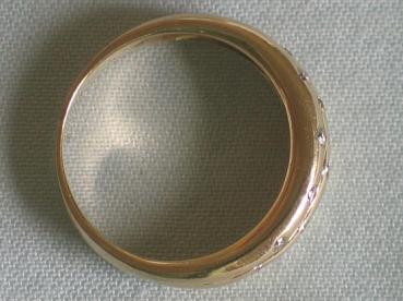Preview: Eleganter Diamantring aus 585er Gelbgold, Größe 53, Gewicht: 3,9g